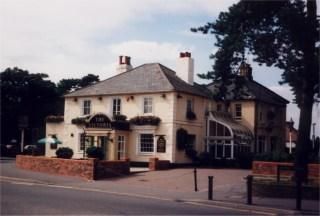 Outside. (Pub, Key). Published on 18-06-2006