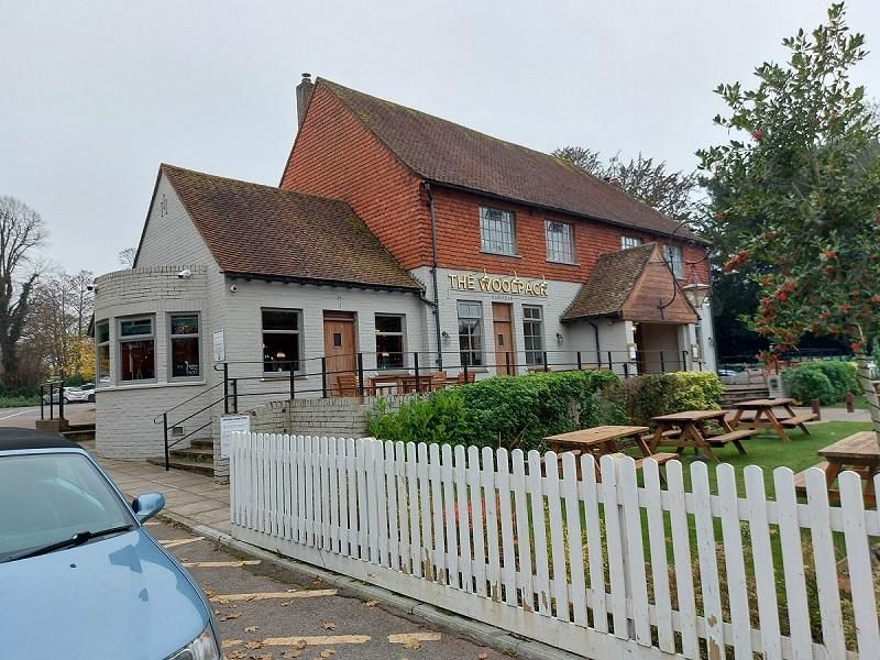 Outside of pub. (Pub, External, Key). Published on 10-11-2022
