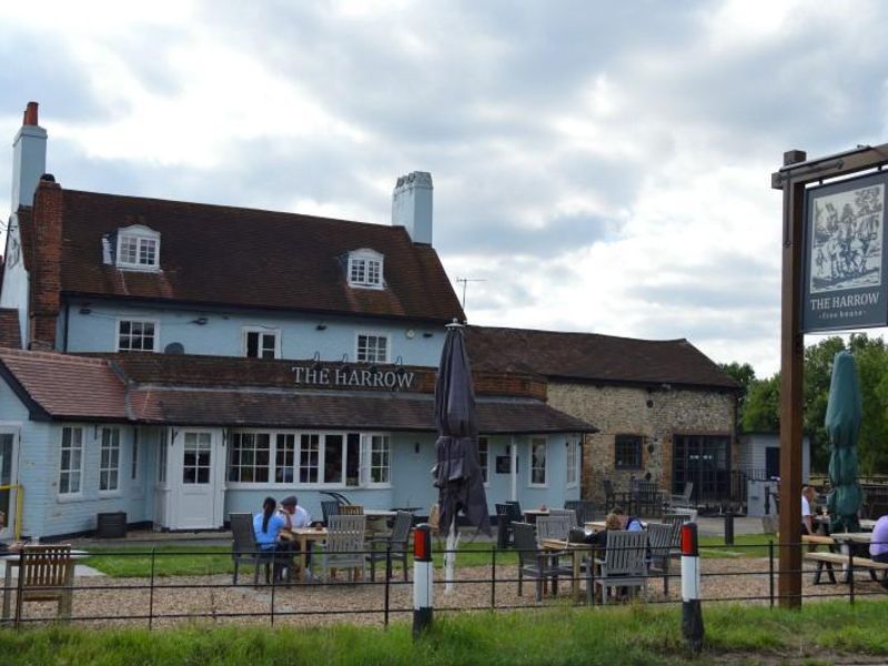 Outside. (Pub, Key). Published on 27-07-2020