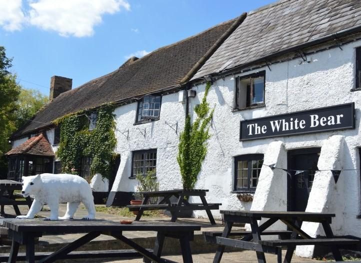 Outside. (Pub, Key). Published on 27-07-2020