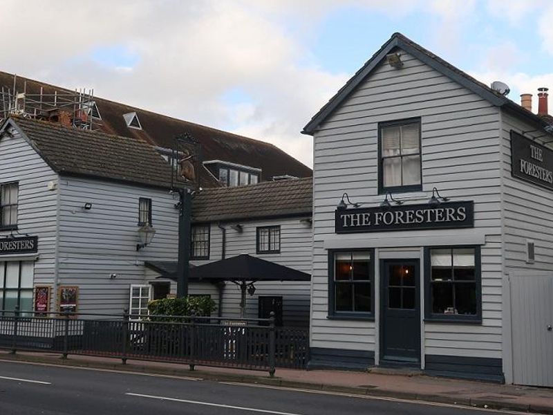 Outside. (Pub, Key). Published on 01-08-2020