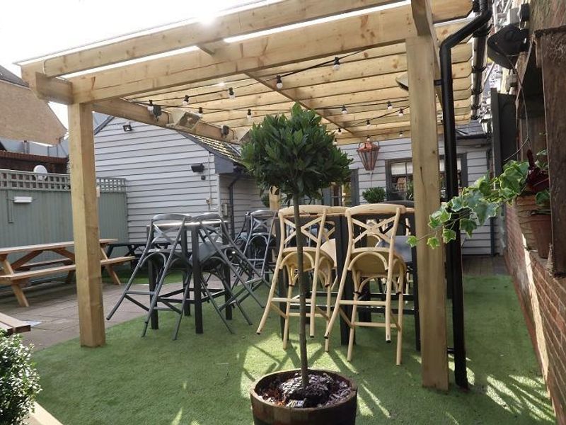 Garden 1. (Pub). Published on 01-08-2020
