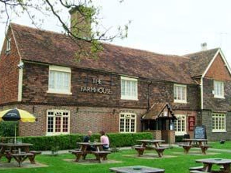 Outside. (Pub, Key). Published on 23-04-2006