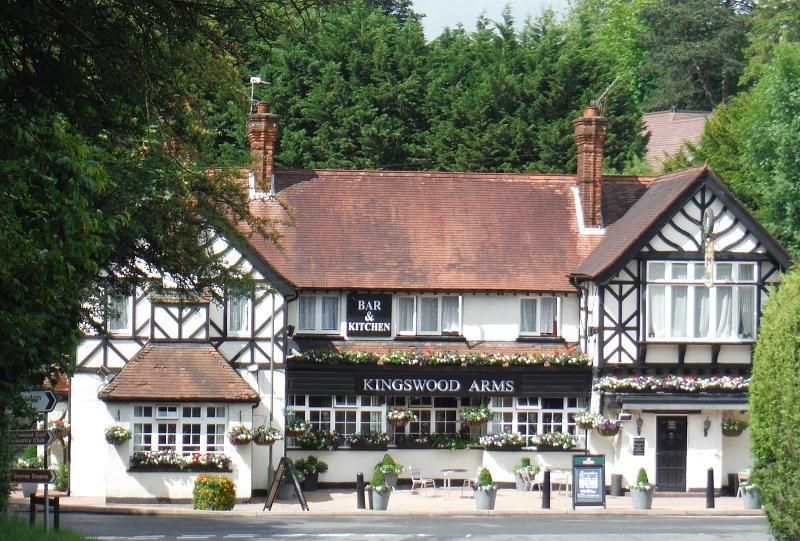 Outside. (Pub, Key). Published on 27-06-2016