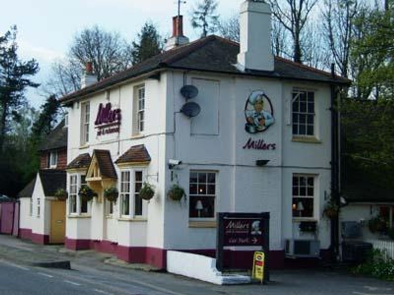 Outside. (Pub, Key). Published on 14-04-2006