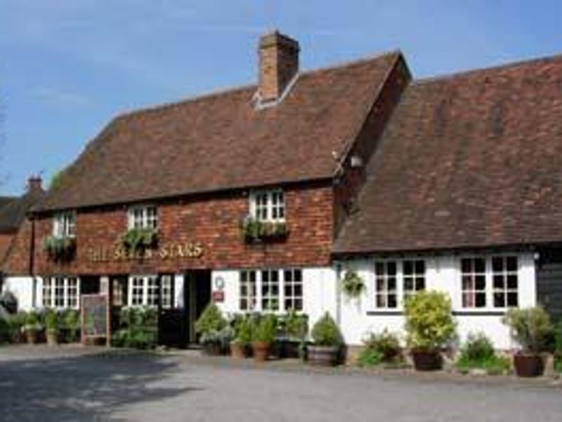 Outside. (Pub, Key). Published on 19-05-2006