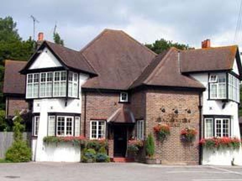 Outside. (Pub, Key). Published on 12-11-2006