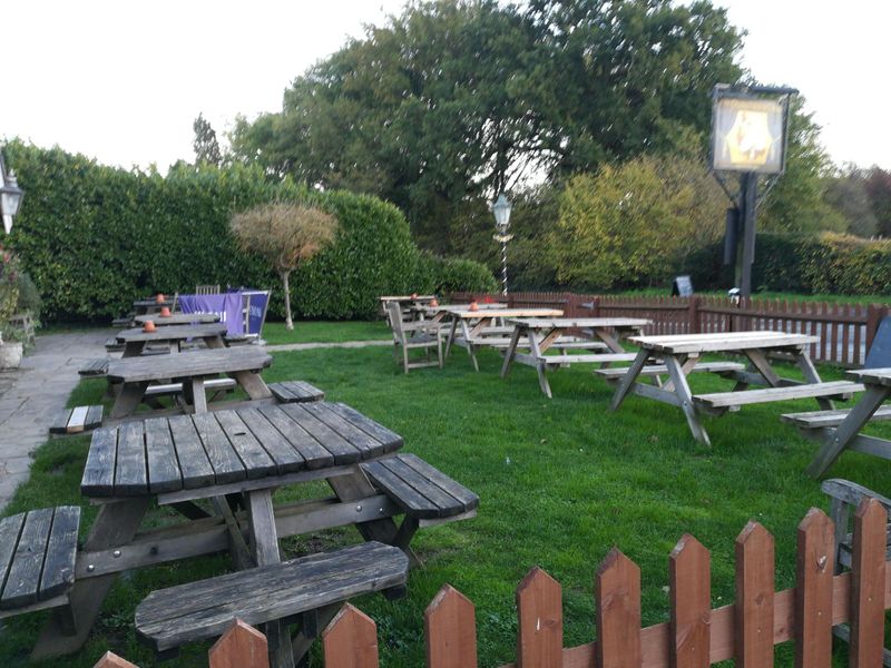 Main front garden area. (Pub, External, Garden). Published on 09-11-2022