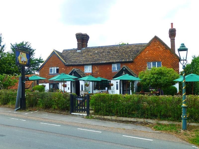Outside. (Pub, Key). Published on 13-07-2017