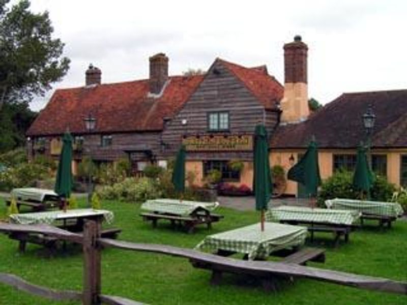 Outside. (Pub, Key). Published on 26-10-2008