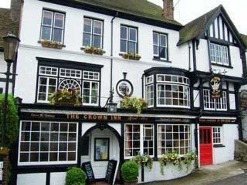 Outside. (Pub, Key). Published on 24-04-2006