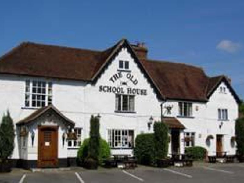 Outside. (Pub, Key). Published on 22-05-2006
