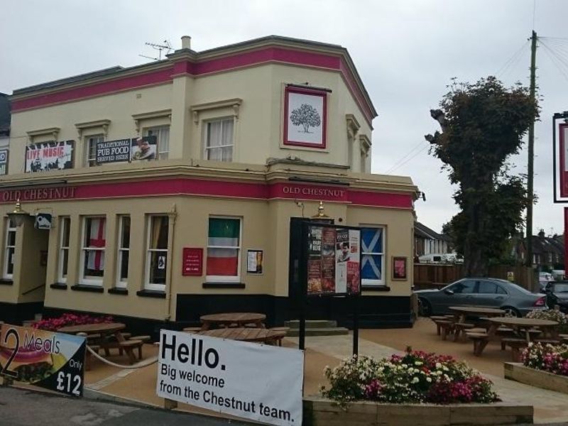 Outside. (Pub, Key). Published on 27-06-2016