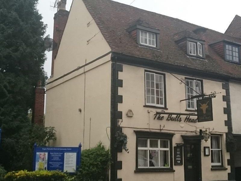Outside. (Pub, Key). Published on 27-06-2016