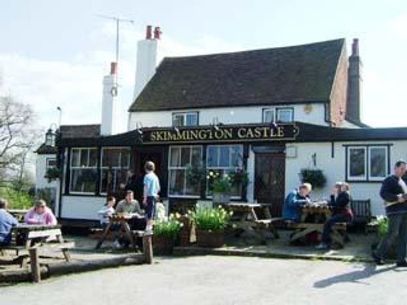 Outside. (Pub, Key). Published on 19-05-2006