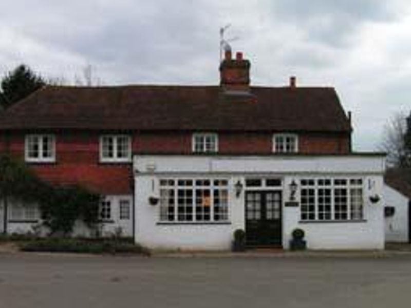 Outside. (Pub, Key). Published on 22-08-2006 