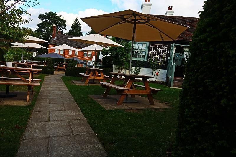 Garden to the side. (Pub, External). Published on 31-08-2019