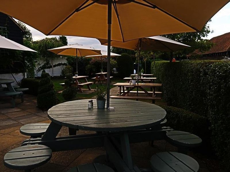 Garden to the side. (Pub, External). Published on 31-08-2019