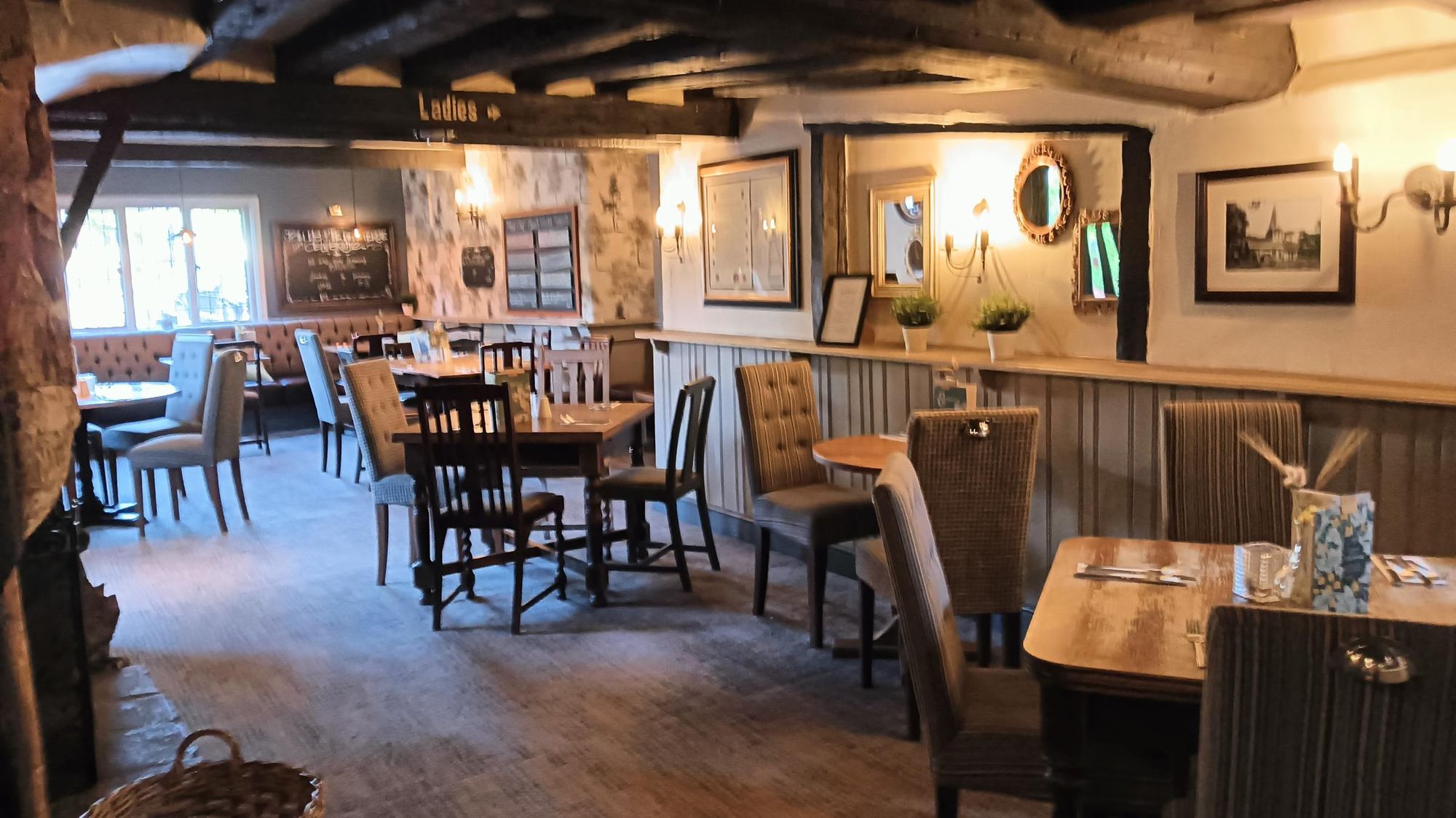 Main dinig room. (Pub). Published on 10-09-2024
