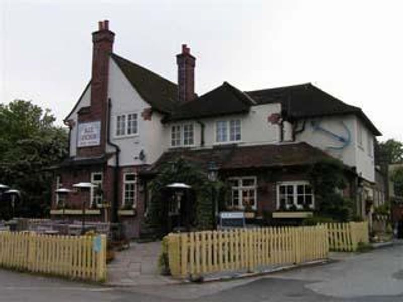 Outside. (Pub, Key). Published on 19-05-2006