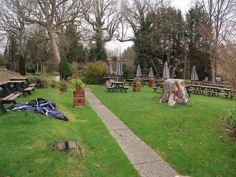 Garden. (Pub, External, Garden). Published on 09-11-2022
