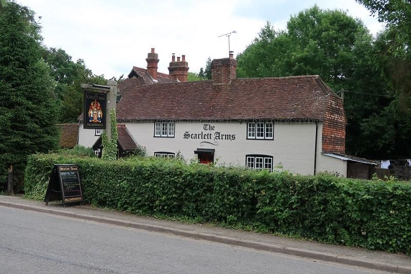Outside. (Pub, Key). Published on 10-07-2018