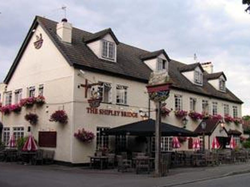Outside. (Pub, Key). Published on 24-12-2007