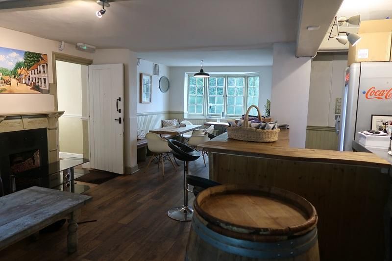 Interior 1. (Pub). Published on 02-06-2018