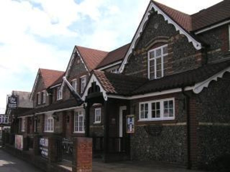 Outside. (Pub, Key). Published on 20-05-2012