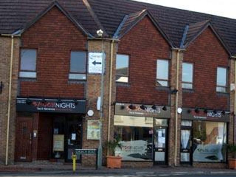 Outside. (Pub, Key). Published on 29-12-2008 