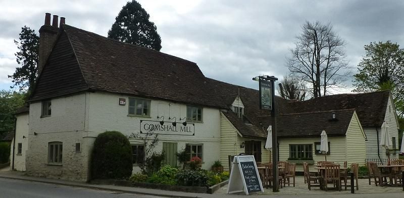 Outside. (Pub, Key). Published on 30-06-2017