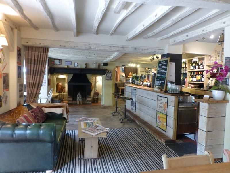 Interior 1. (Pub). Published on 07-09-2016
