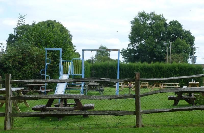 Garden 2. (Pub). Published on 01-10-2016