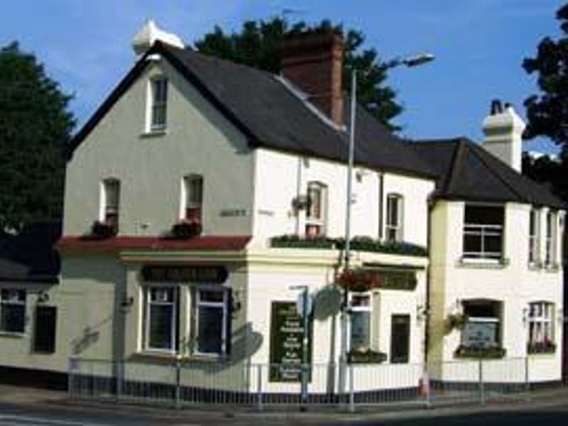 Outside. (Pub, Key). Published on 23-04-2006