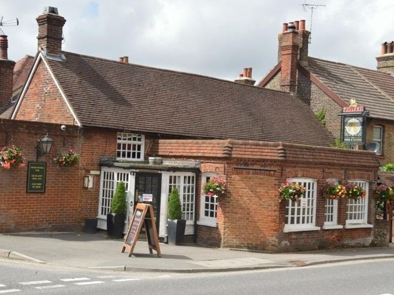 Outside. (Pub, Key). Published on 28-08-2020