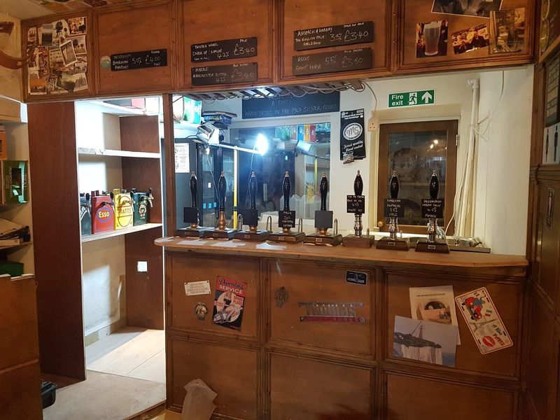 (Pub, Bar). Published on 03-08-2022