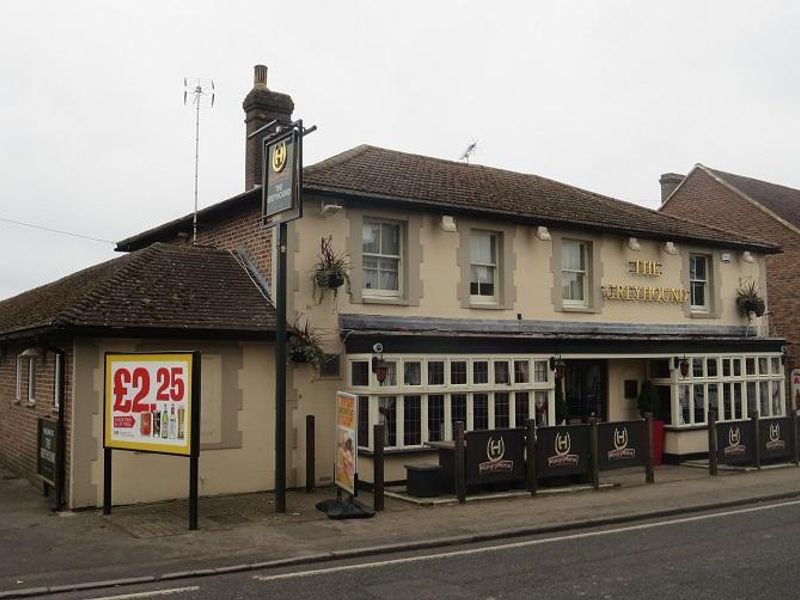 Outside. (Pub, Key). Published on 27-06-2016 