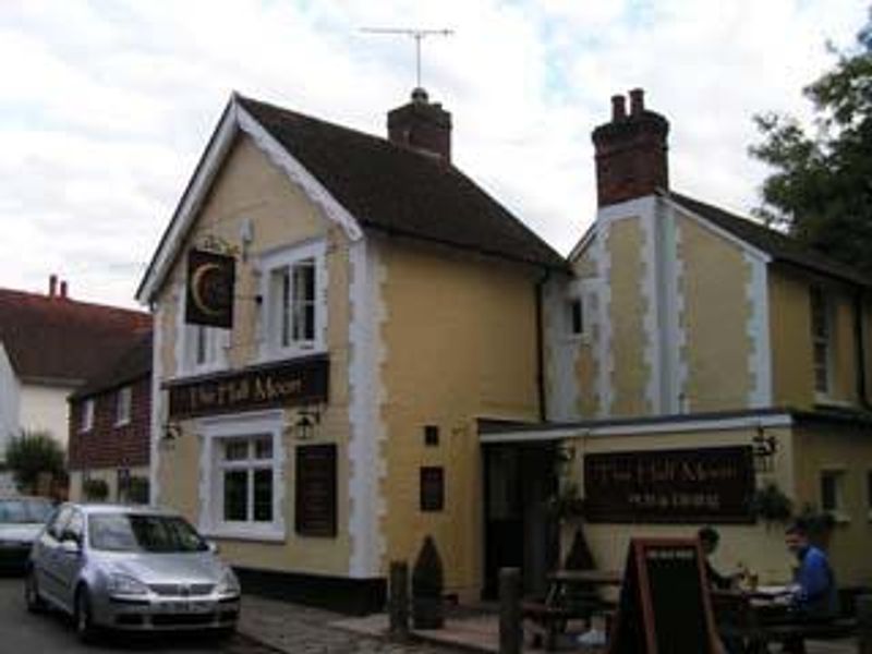 Outside. (Pub, Key). Published on 14-09-2006