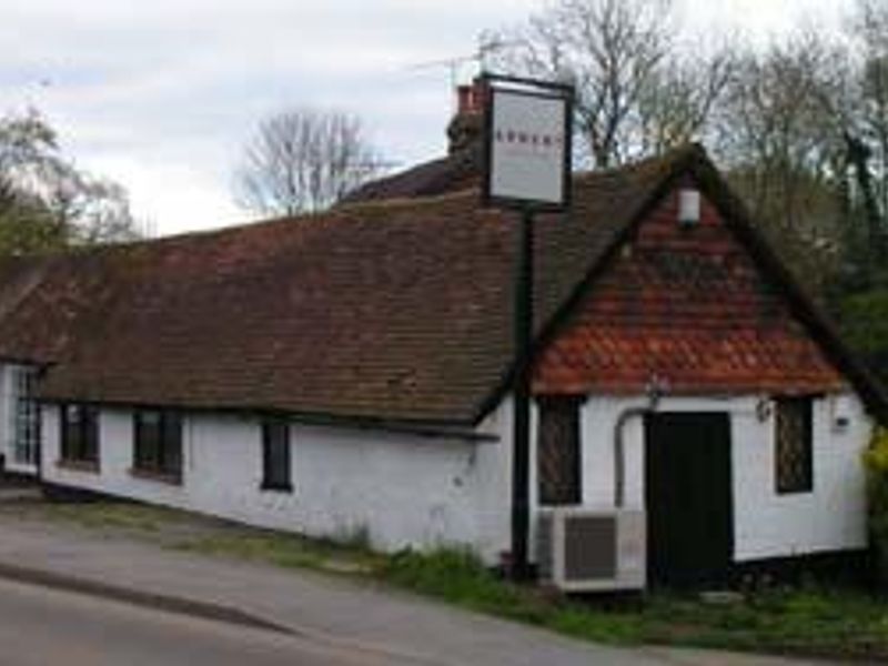 Outside. (Pub, Key). Published on 19-08-2006 