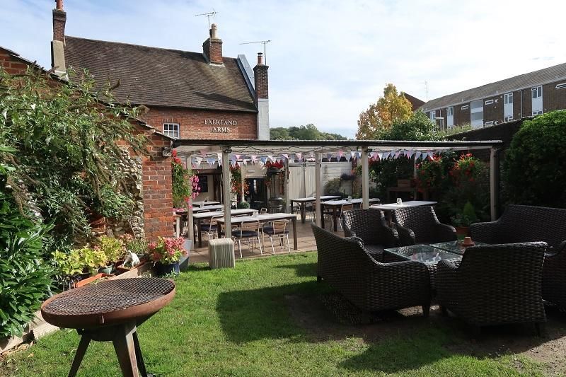 Garden 2. (Pub). Published on 08-10-2019
