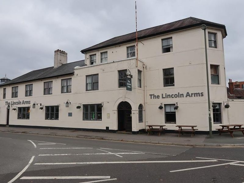 Outside of pub. (Pub, External, Key). Published on 09-11-2022