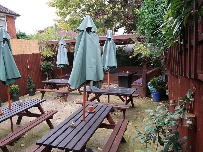 Garden 2. (Pub). Published on 08-10-2019