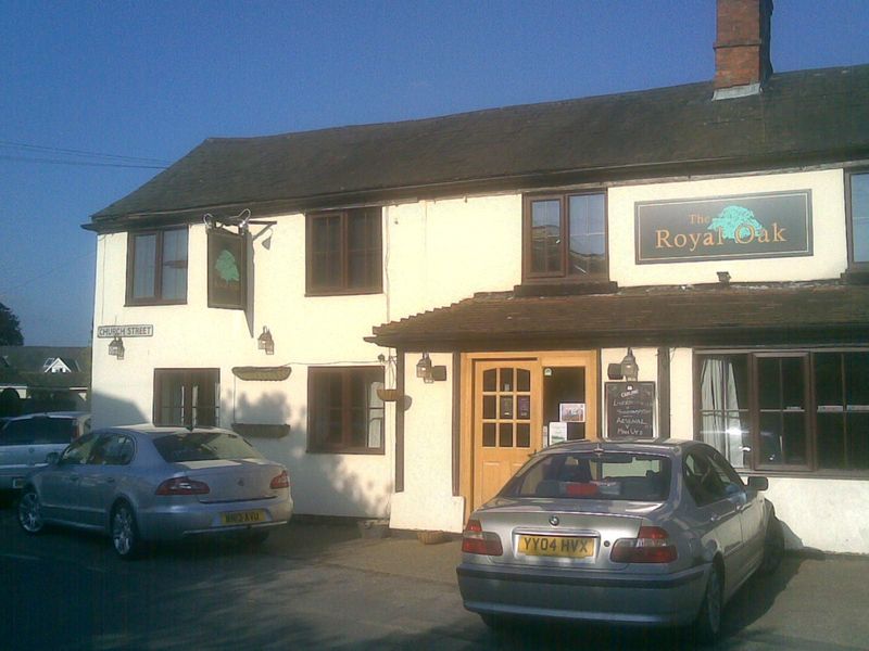 Royal Oak, Crick. Published on 10-05-2017 