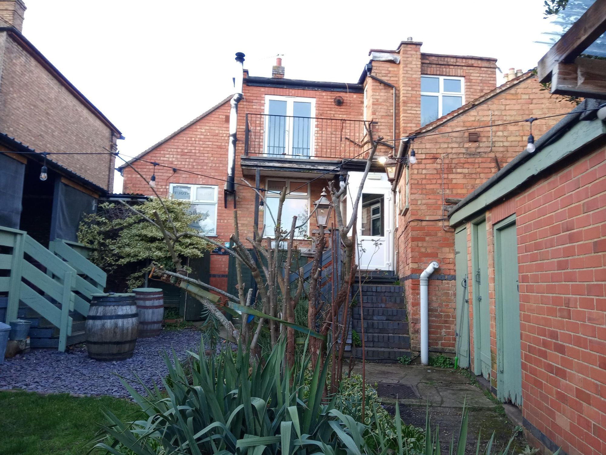 (Garden). Published on 02-03-2026