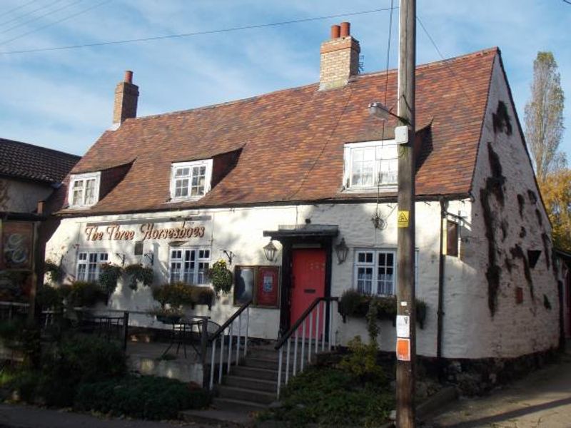 3 Horseshoes Whissendine. (Pub, External). Published on 19-11-2013