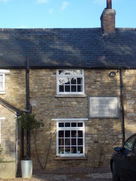 Finch's Arms, Hambleton. (Pub, External). Published on 05-01-2014