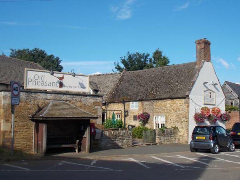 Pheasant Glaston. (Pub). Published on 11-11-2013
