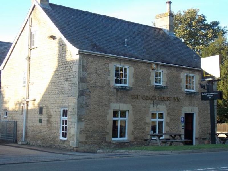 Coach House South Luffenham. (Pub). Published on 11-11-2013