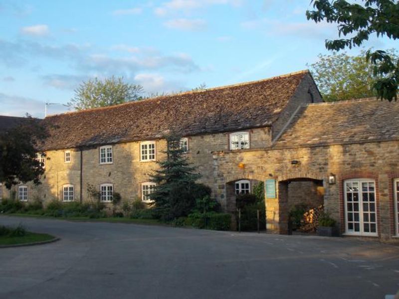 Barnsdale Lodge Hotel. (Pub, External). Published on 14-11-2013
