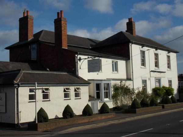 Castle Caldecott. (Pub). Published on 11-11-2013